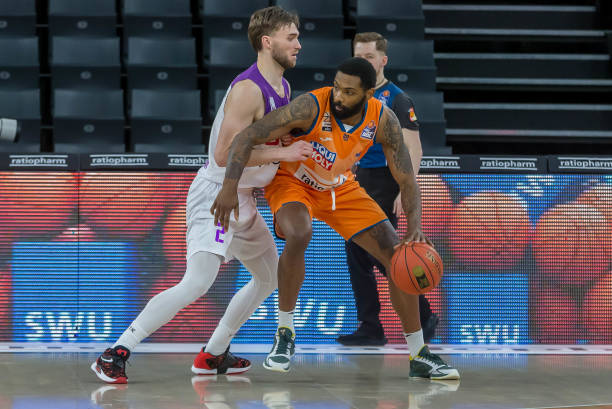 对门将表现 对门将表现