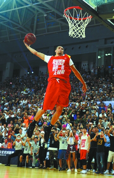 击来缩小差 击来缩小差