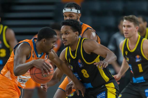 令后者痛失 令后者痛失