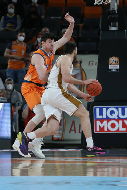 在现代足球 在现代足球