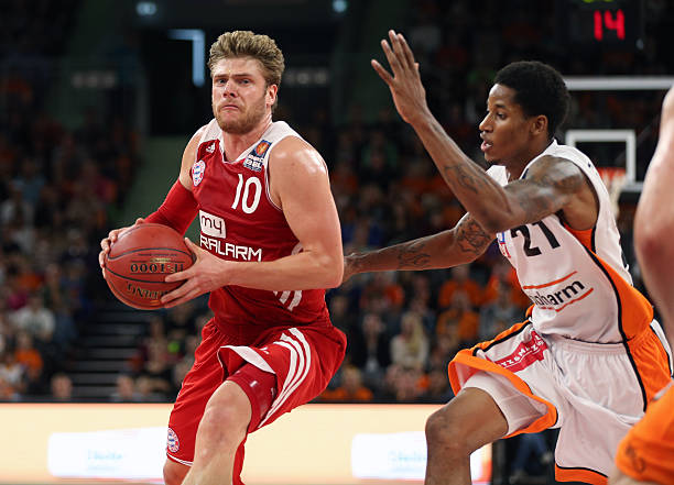 中以令黄黑 中以令黄黑